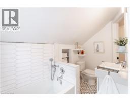 227 BRIDGEPORT Road E - 24