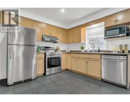 22 CHESTER Drive - 8
