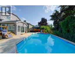 47 WINDING Way - 40
