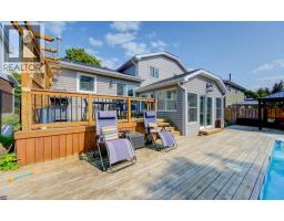 47 WINDING Way - 41