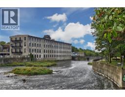 19 GUELPH Avenue UnitNo. 105 - 1