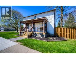 150 WOOLWICH Street S - 5