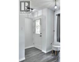 231 FERGUS Avenue - 8