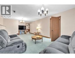 81 BEE Street - 14