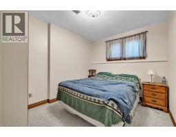 81 BEE Street - 17
