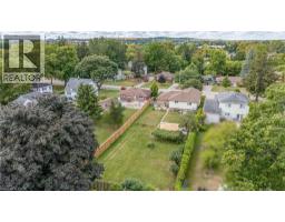 81 BEE Street - 23