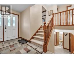 81 BEE Street - 4