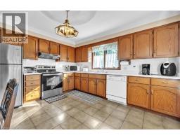 81 BEE Street - 5