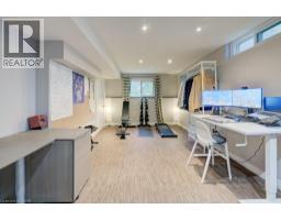 33 MANITOULIN Crescent - 31