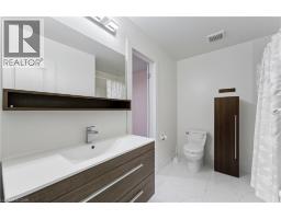 713 CHAMPLAIN Boulevard - 20