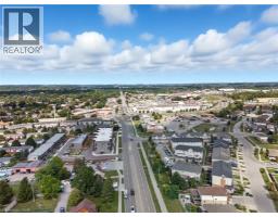 713 CHAMPLAIN Boulevard - 35