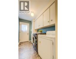 15 BUTTONWOOD Drive - 18