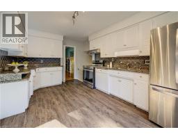 15 BUTTONWOOD Drive - 8