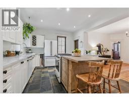 5 CROMBIE Street - 14