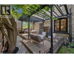 5 CROMBIE Street - 36