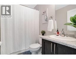 138 JACOB ST E Street E - 27