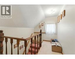 11 MAIN Avenue E - 25