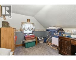 11 MAIN Avenue E - 26