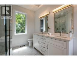 1052 WALTON Avenue - 20