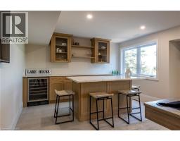 1052 WALTON Avenue - 33