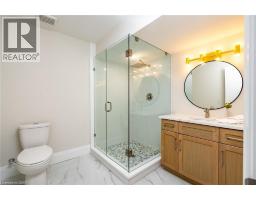 1052 WALTON Avenue - 35