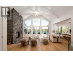 1052 WALTON Avenue - 6