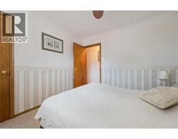 136 FAIRWAY Road N - 12