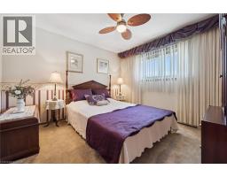 136 FAIRWAY Road N - 13