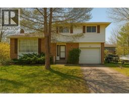395 MOSSOM Place - 1