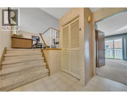 395 MOSSOM Place - 3