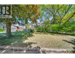 395 MOSSOM Place - 32