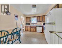 395 MOSSOM Place - 8