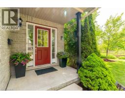 105 PINNACLE Drive UnitNo. 35 - 3