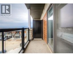 25 ISHERWOOD Avenue UnitNo. 55 - 21