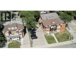 46 COLLEGE Street - 4