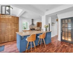 18 ST CLAIR Avenue - 10