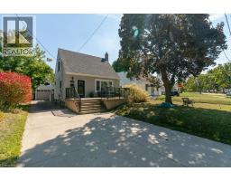 18 ST CLAIR Avenue - 2