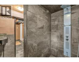 18 ST CLAIR Avenue - 30