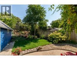 18 ST CLAIR Avenue - 34
