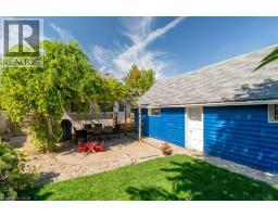 18 ST CLAIR Avenue - 35