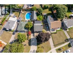 18 ST CLAIR Avenue - 39