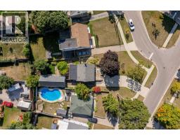 18 ST CLAIR Avenue - 40