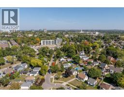 18 ST CLAIR Avenue - 41
