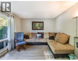 19 GREENDALE Crescent - 8