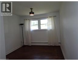 37 ARNELLA Crescent - 18
