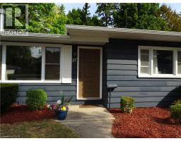 37 ARNELLA Crescent - 4