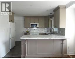 37 ARNELLA Crescent - 5