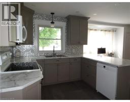 37 ARNELLA Crescent - 6