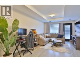 5 WAKE ROBIN Drive UnitNo. 118 - 12