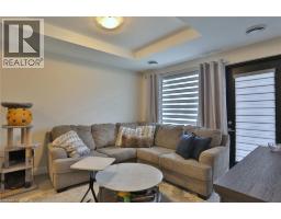 5 WAKE ROBIN Drive UnitNo. 118 - 17